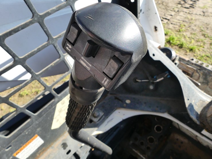 2019-bobcat-t650-image-14