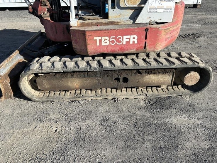 takeuchi-tb35fr-mini-hydraulic-excavator-image-16