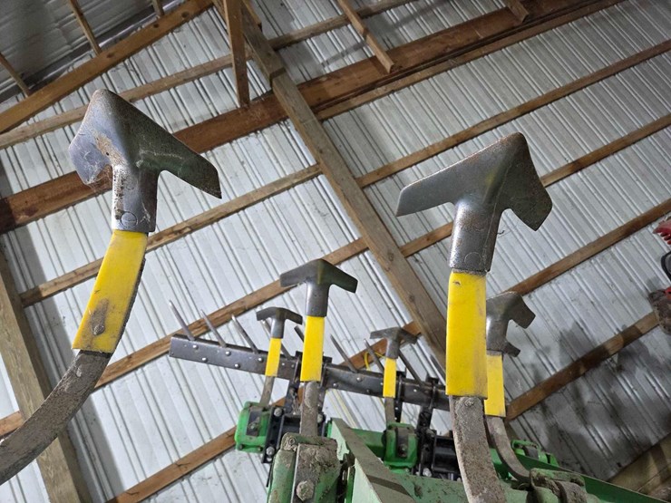 18'-deutz-allis-1250-field-cultivator-w/-remlinger-single-bar-diagonal-spike-harrow-image-8