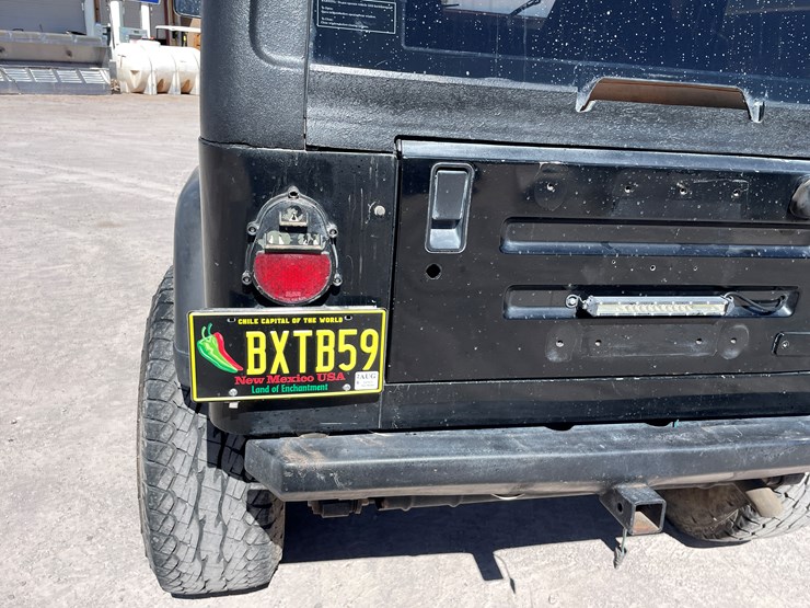 1994-jeep-wrangler-image-9