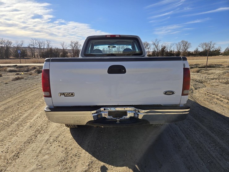 1997-ford-f150-xl-image-4