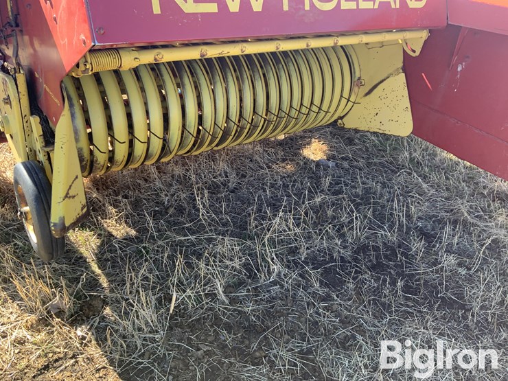 new-holland-273-image-13