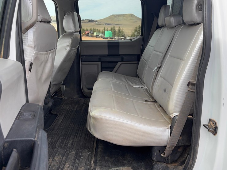 2018-ford-f550-image-10