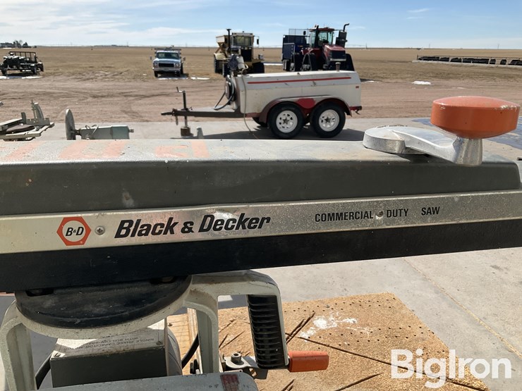black-&-decker-radial-arm-saw-image-18
