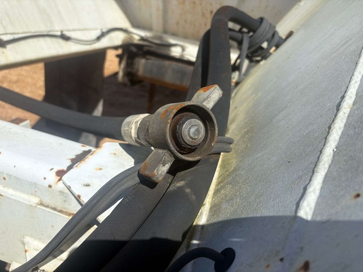 2004-red-river-belt-trailer-image-11