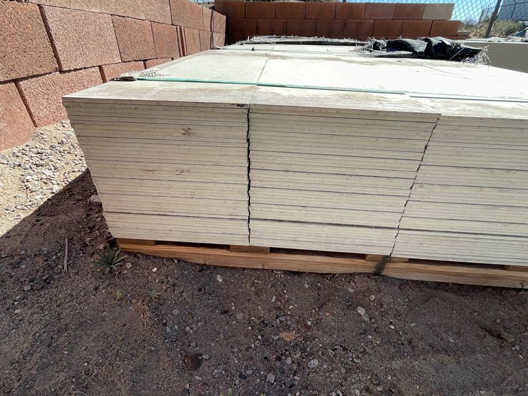 #4347-•-(appx.-160-pieces)-allura-12"-primed-fiber-cement-lap-siding-image-9