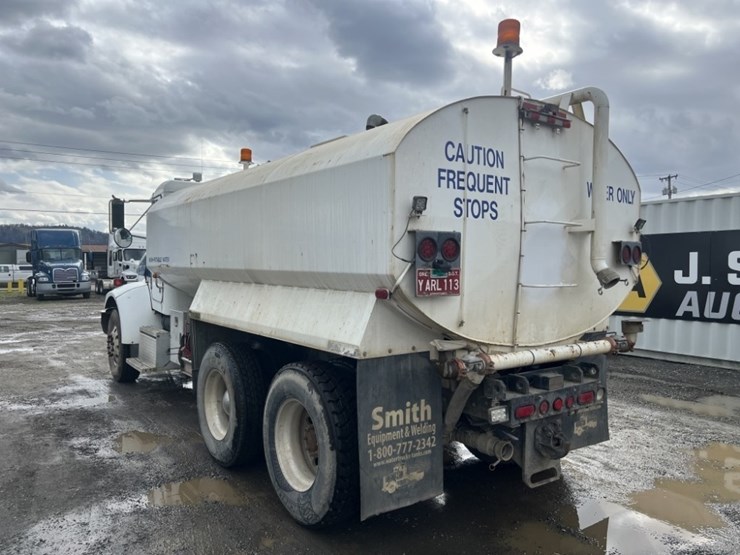 1998-peterbilt-330-image-6