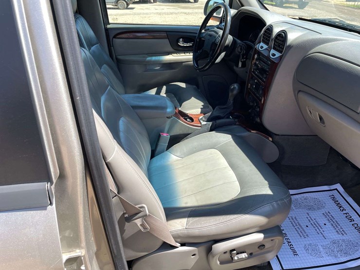 2003-gmc-envoy-image-18