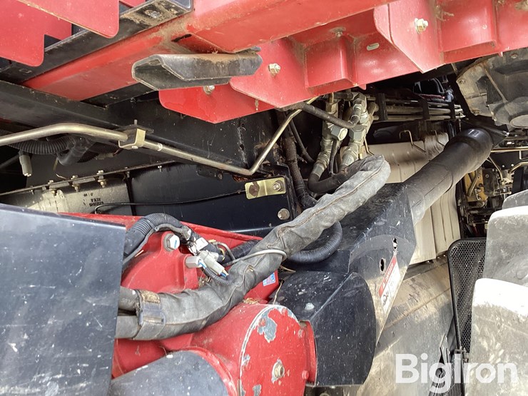 2012-case-ih-7120-image-18