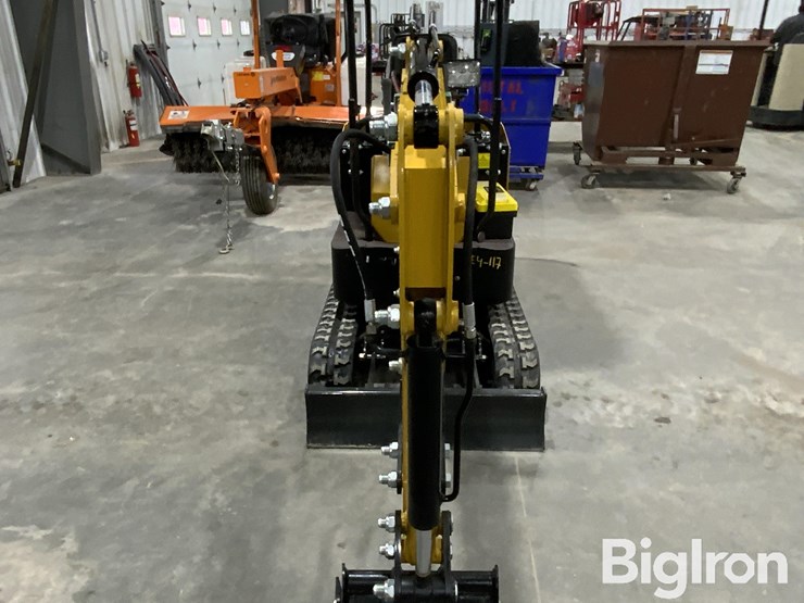 2025-cfg-industry-h12r-image-16