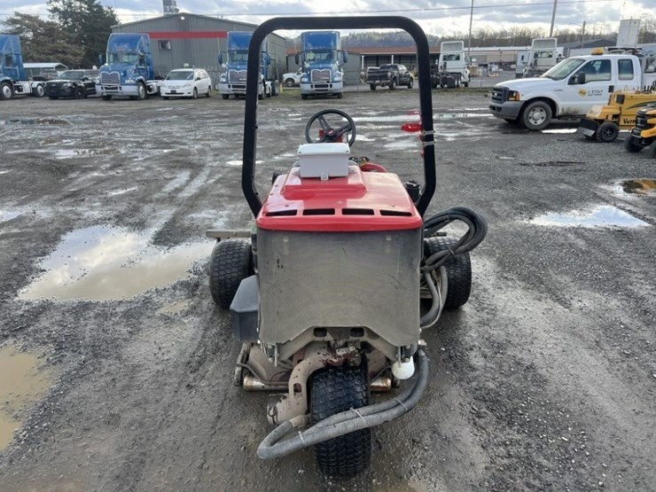2013-toro-groundsmaster-3500-d-rotary-mower-image-5