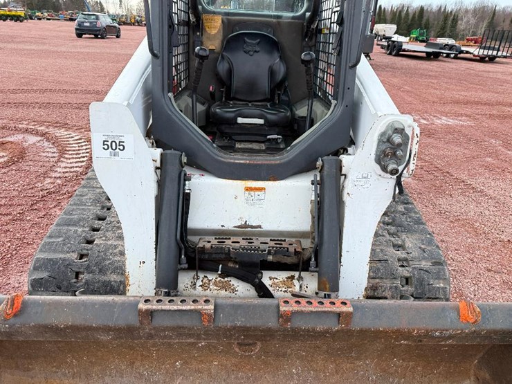 bobcat-t750-image-17
