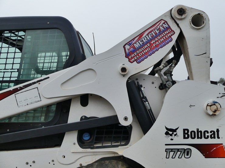 2021-bobcat-t770-image-8