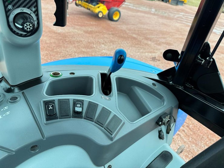 new-holland-ts6.130-image-50