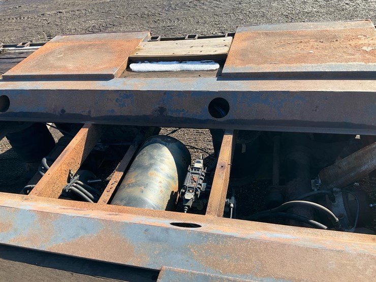 2007-unknown-trailer-image-34