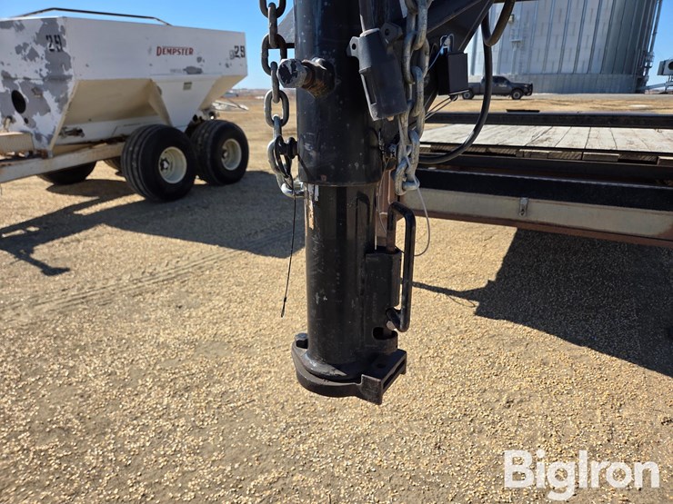 2008-titan-trailer-image-9