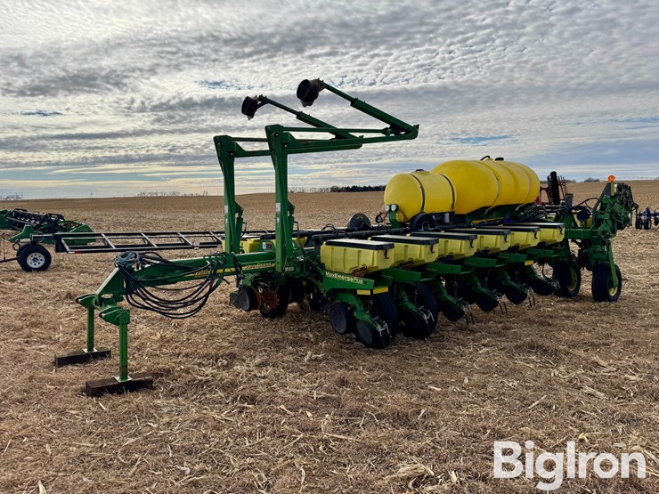 john-deere-1770nt-image-1