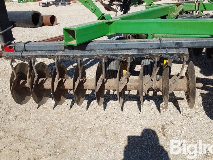 john-deere-630-image-18