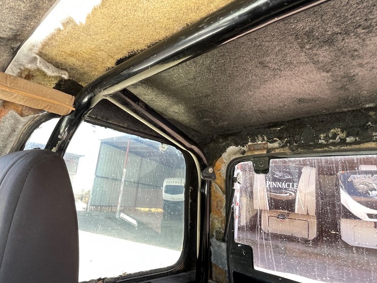 1994-jeep-wrangler-image-42