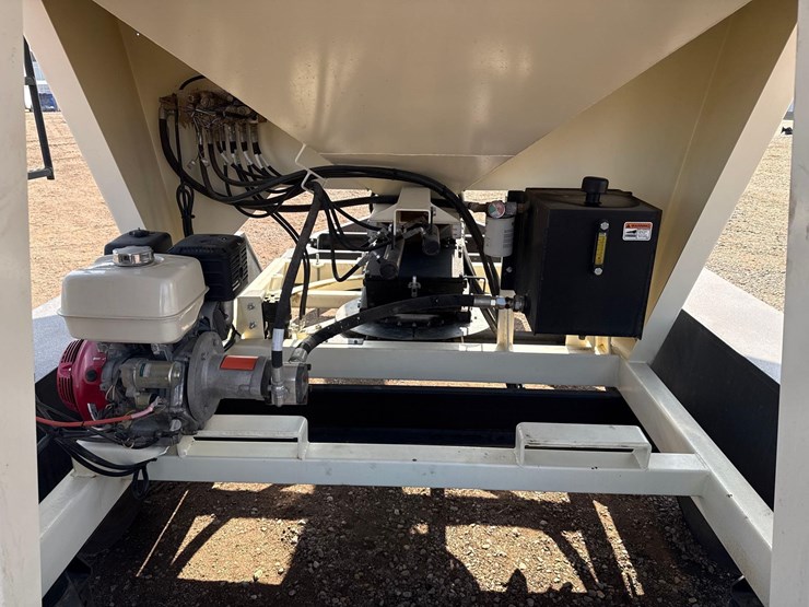 2021-meridian-375rt8-image-14