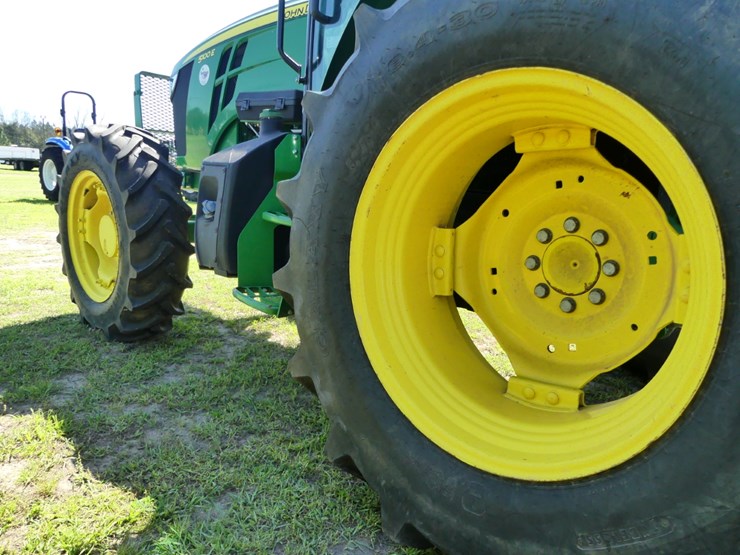 2022-john-deere-5100e-image-8