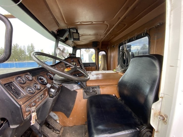 1993-vactor-2100-image-12