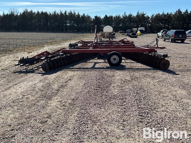 international-496-image-4