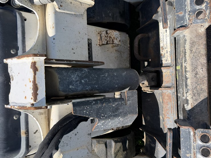 2018-bobcat-mt55-image-11