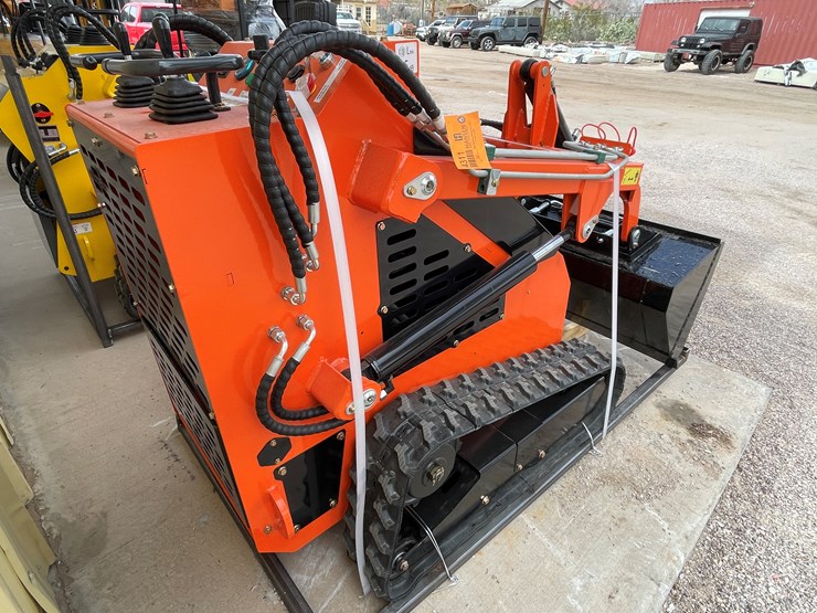 #4311-•-unused-2026-mini-skid-steer-loader-image-5