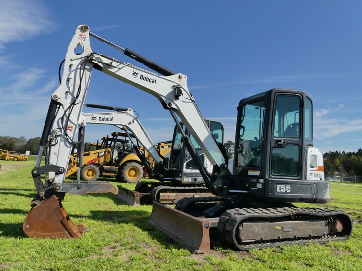 2020-bobcat-e55-image-1