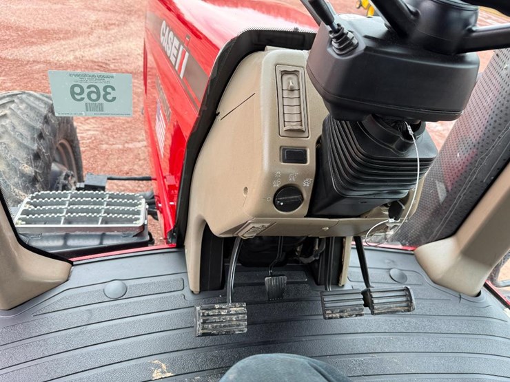 case-ih-magnum-180-image-63