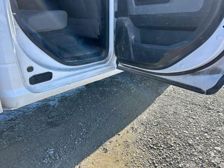 2018-dodge-2500-image-49