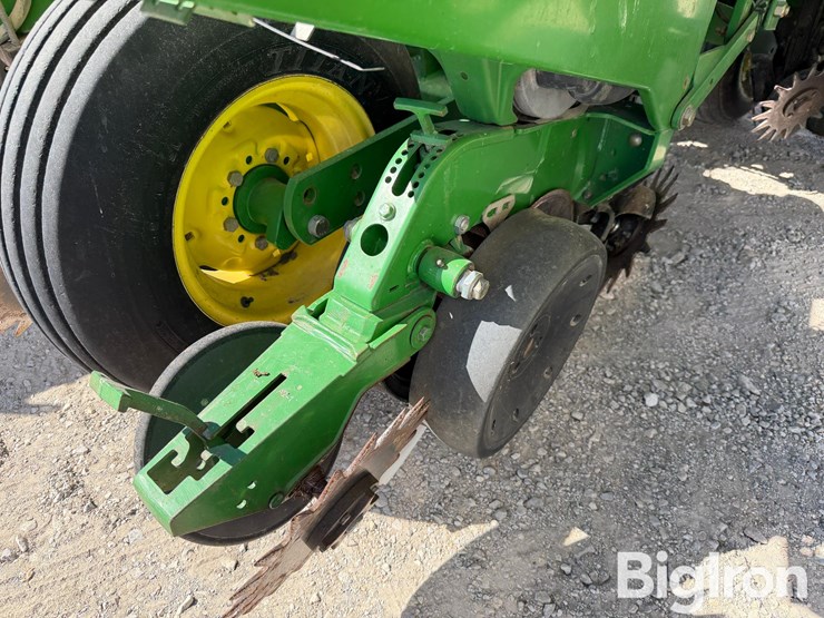 john-deere-1760-image-17