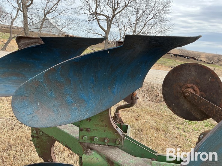 john-deere-316-image-17