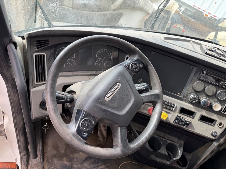 #40953-•-2019-freightliner-cascadia-t/a-daycab-truck-tractor-3akjhtdv4kskd3197-image-60