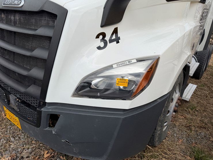 #40953-•-2019-freightliner-cascadia-t/a-daycab-truck-tractor-3akjhtdv4kskd3197-image-32