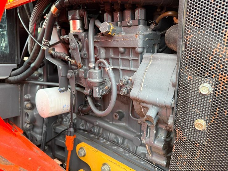 2005-kubota-la1301s-image-46