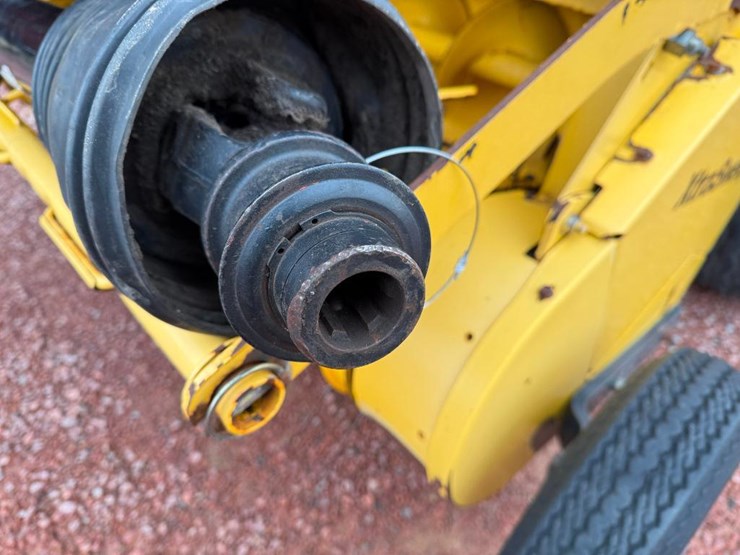 new-holland-br7070-image-29