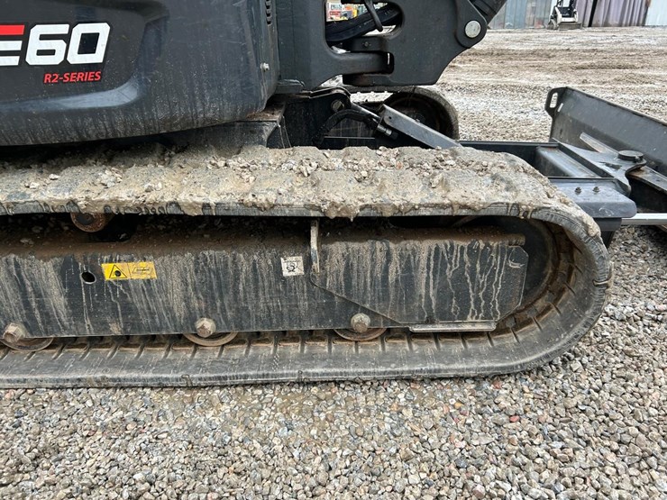 2023-bobcat-e60-image-14