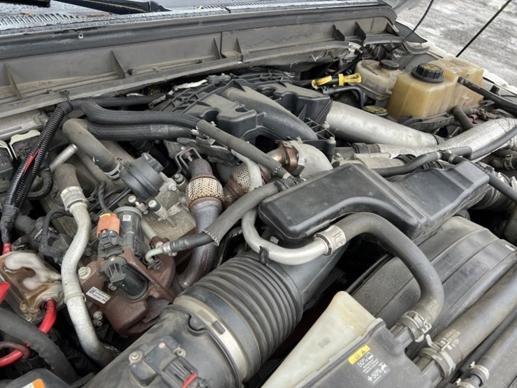 2011-ford-f550-image-12