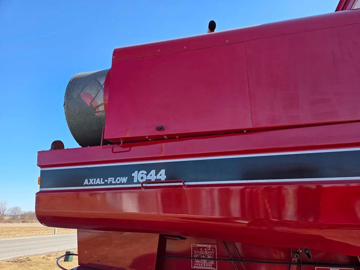 case-ih-1644-image-33