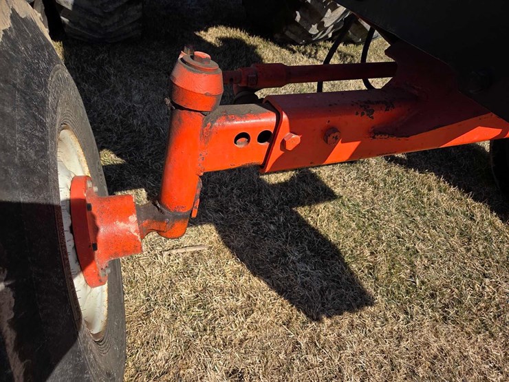 case-2290-tractor-image-19