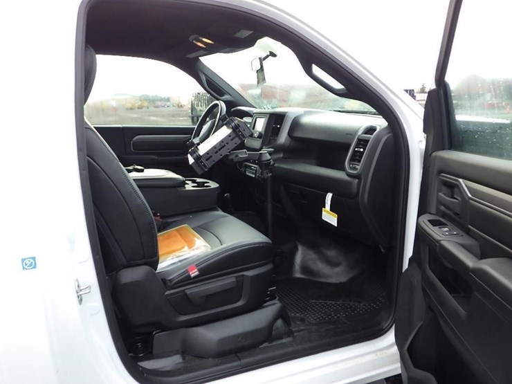 2024-dodge-ram-2500-image-35