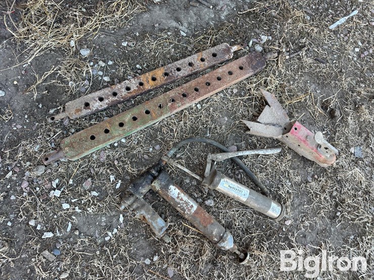 caterpillar-22-image-5