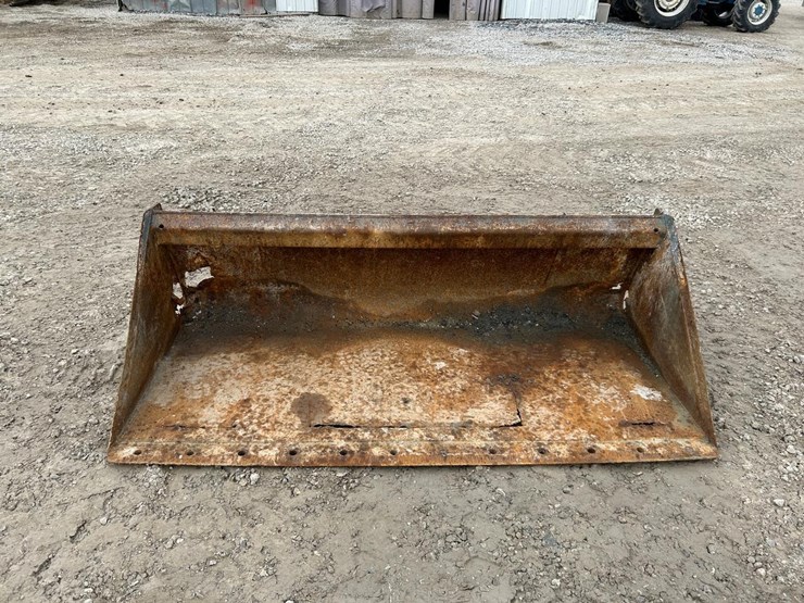 skid-steer-4-1-bucket-image-1