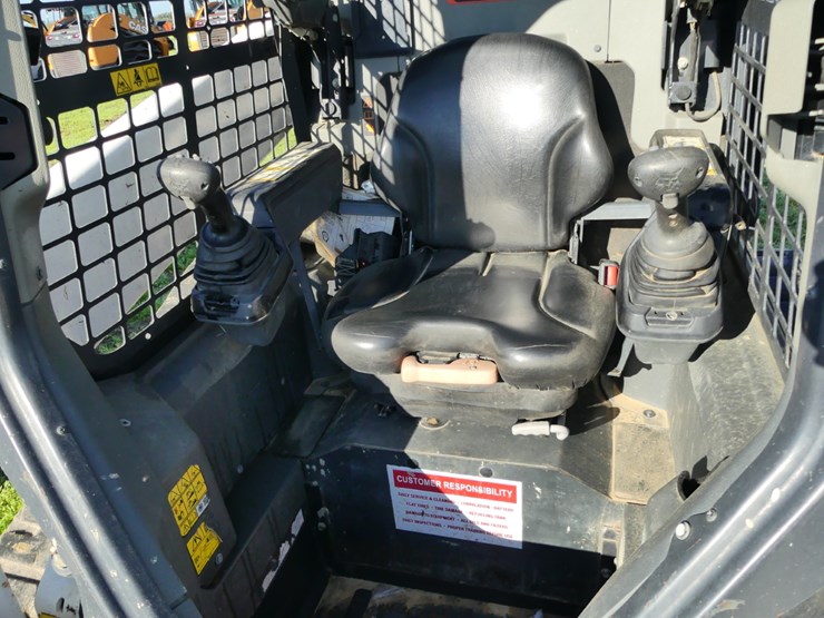 2021-bobcat-t76-image-13