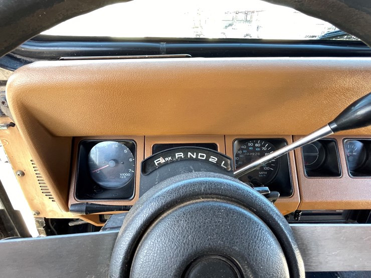 1994-jeep-wrangler-image-27