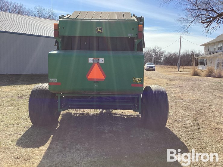 2010-john-deere-568-image-6