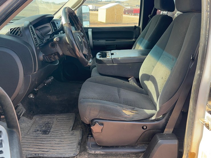 2007-chevrolet-2500-image-10