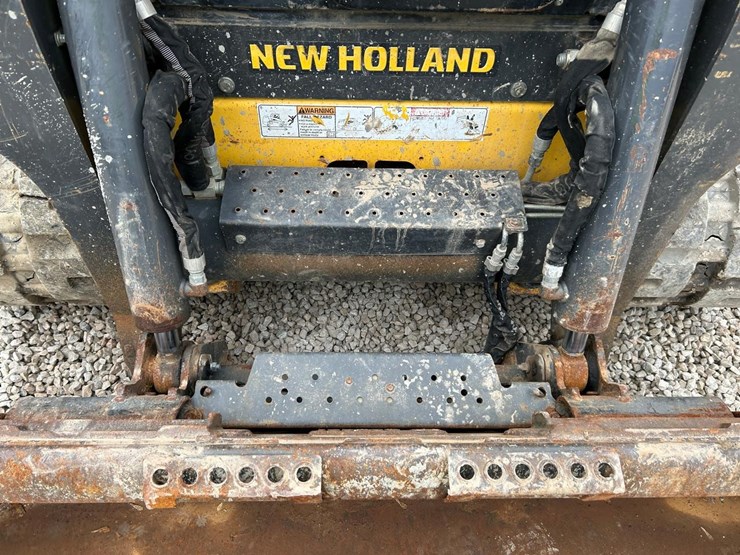 2020-new-holland-c332-image-10